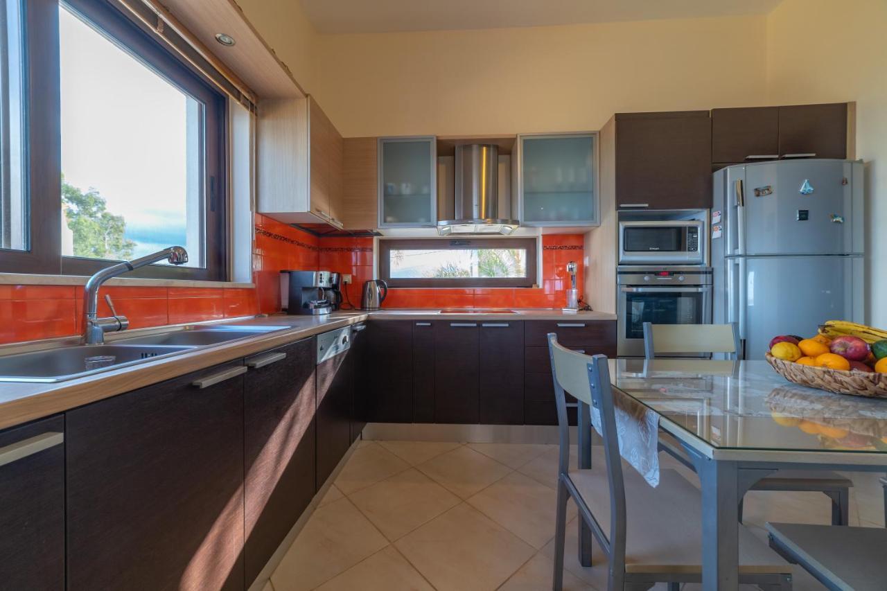 Deluxe Villa Kamba With Sea View Aptera Exterior foto
